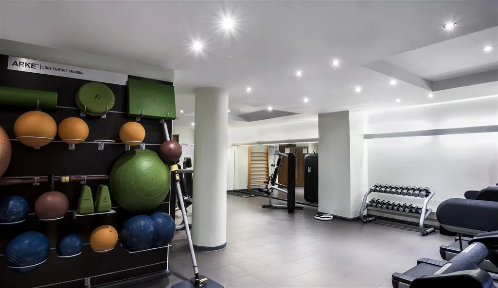 Sports and Entertainment, Le Meridien Barcelona, Barcelona