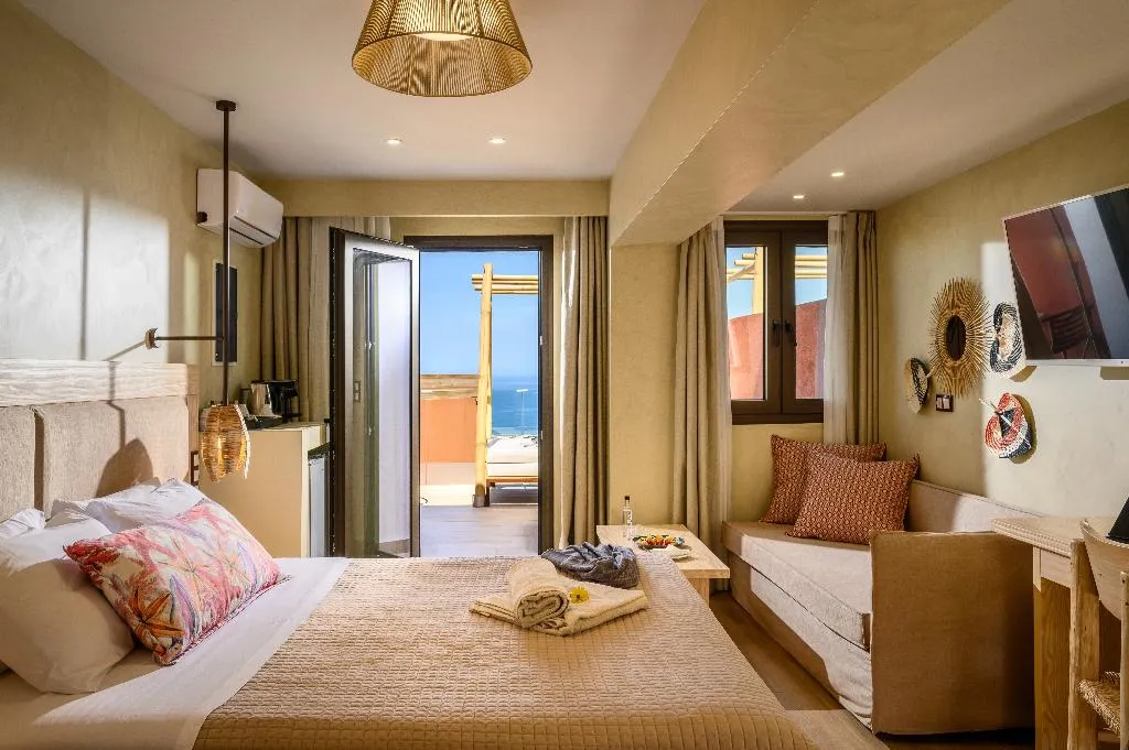SUITE WITH JACUZZI Room, Esperides Resort Crete, Crete