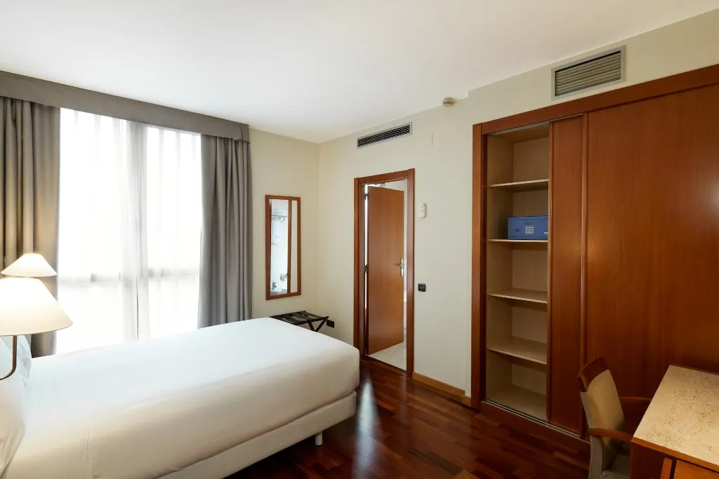 DOUBLE STANDARD Room, Sercotel Cornella Barcelona, Barcelona