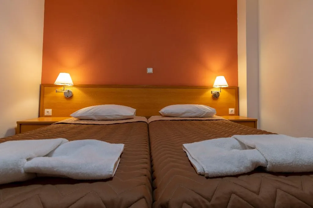 VILLA CAPACITY 8 THREE BEDROOMS Room, Govino Bay, Corfu
