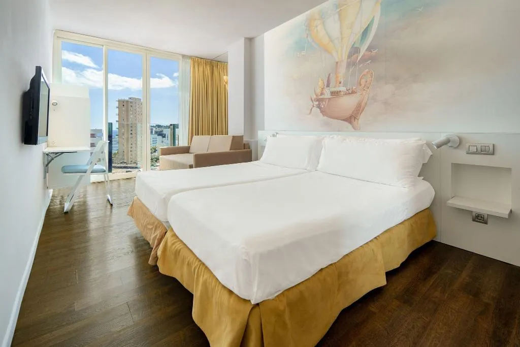 Room, Sol Katmandu Park & Resort, Majorca