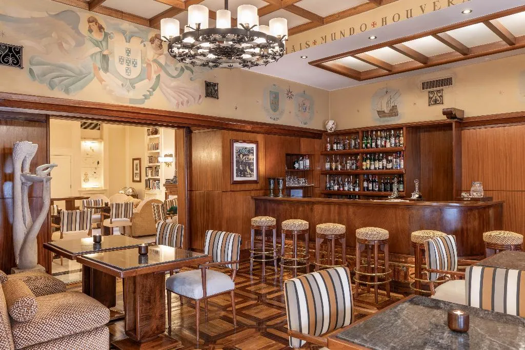 Bar, Hotel Britania Art Deco, Lisbon