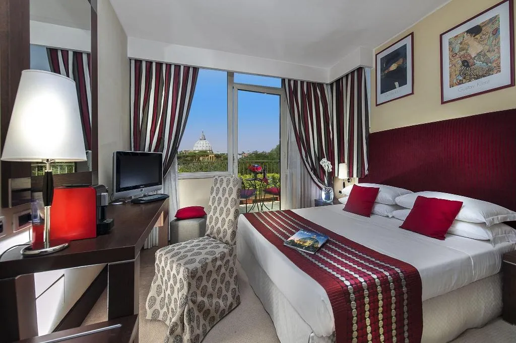 Double or Twin SUPERIOR WITH VIEWS Room, Cardinal Hotel St Peter Rome, Rome