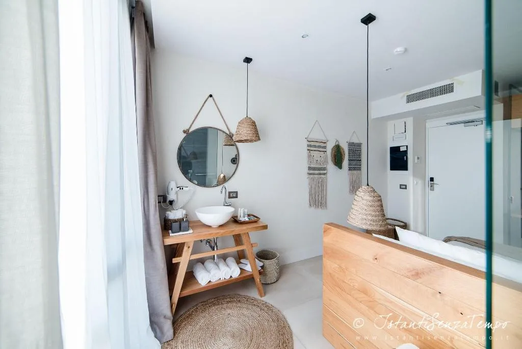 DOUBLE CLASSIC Room, Cumeja Beach Club & Hotel, Naples