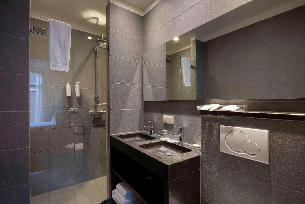 Room, Catalonia Vondel Amsterdam, Amsterdam