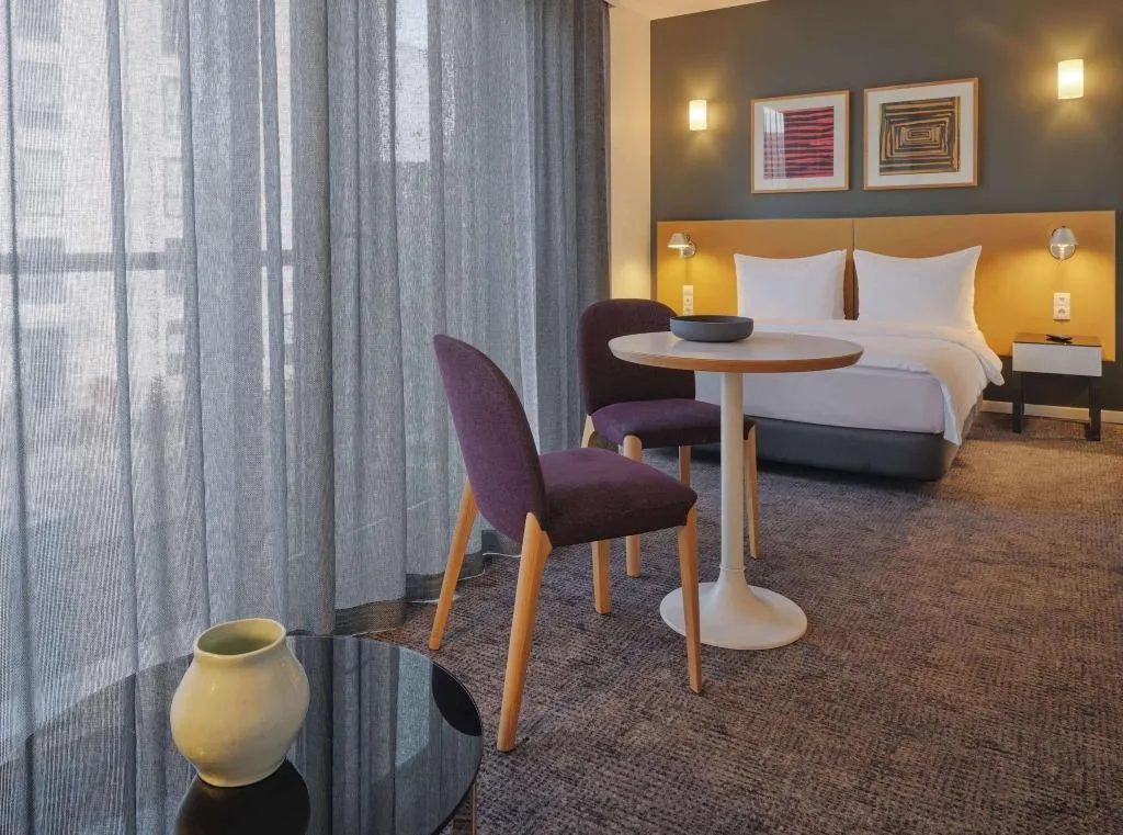 STUDIO QUEEN SIZE BED Room, Adina Apartment Hotel Copenhagen, Copenhagen