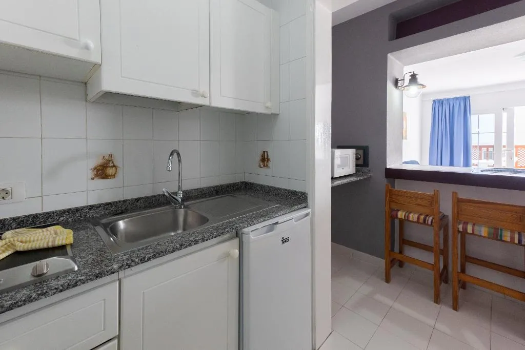 APARTMENT CAPACITY 6 TWO BEDROOMS Room, Apartamentos Vista Mar - Select Adults (+16), Lanzarote