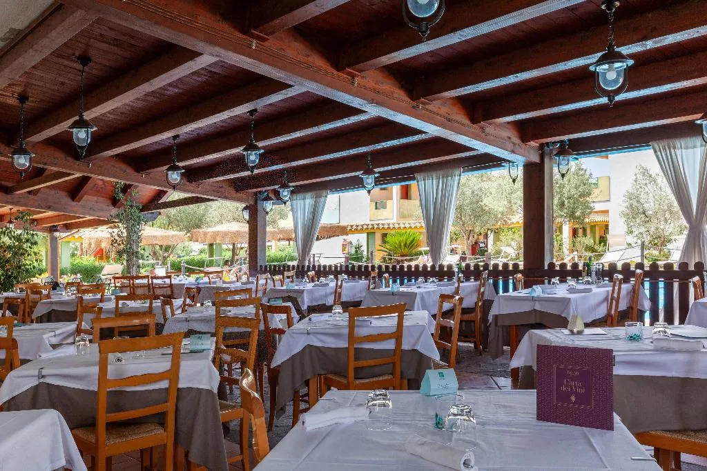 Restaurant, iH Hotels Villasimius Le Zagare Resort, Cagliari