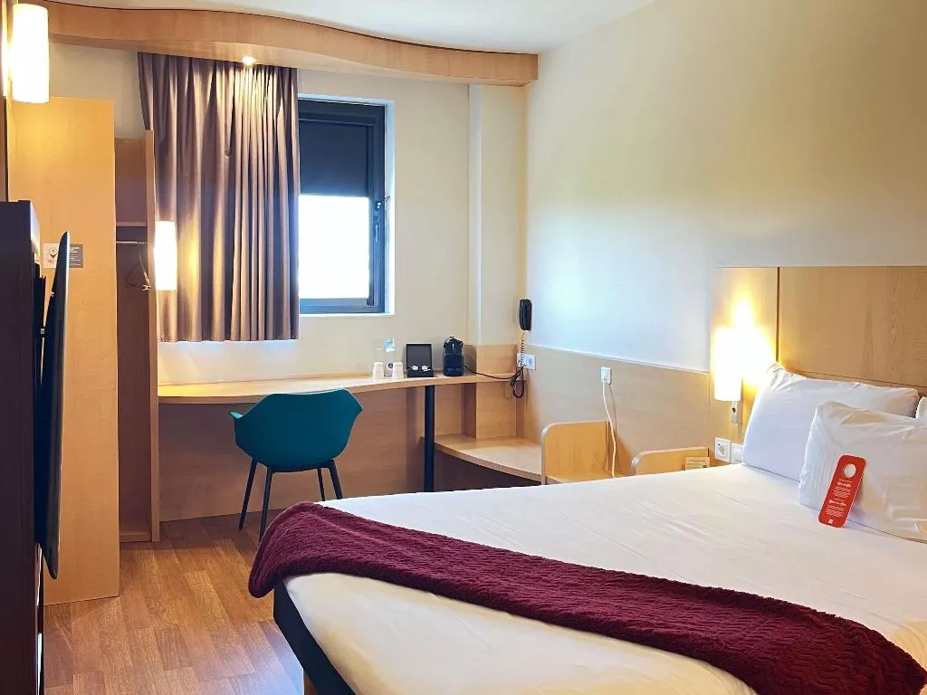 Room STANDARD Room, Ibis Barcelona Ripollet, Barcelona