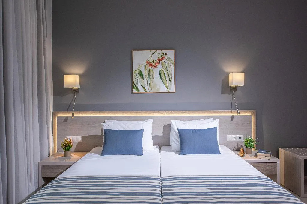 TRIPLE DELUXE GARDEN VIEW Room, Saint George Gournes Bay, Crete