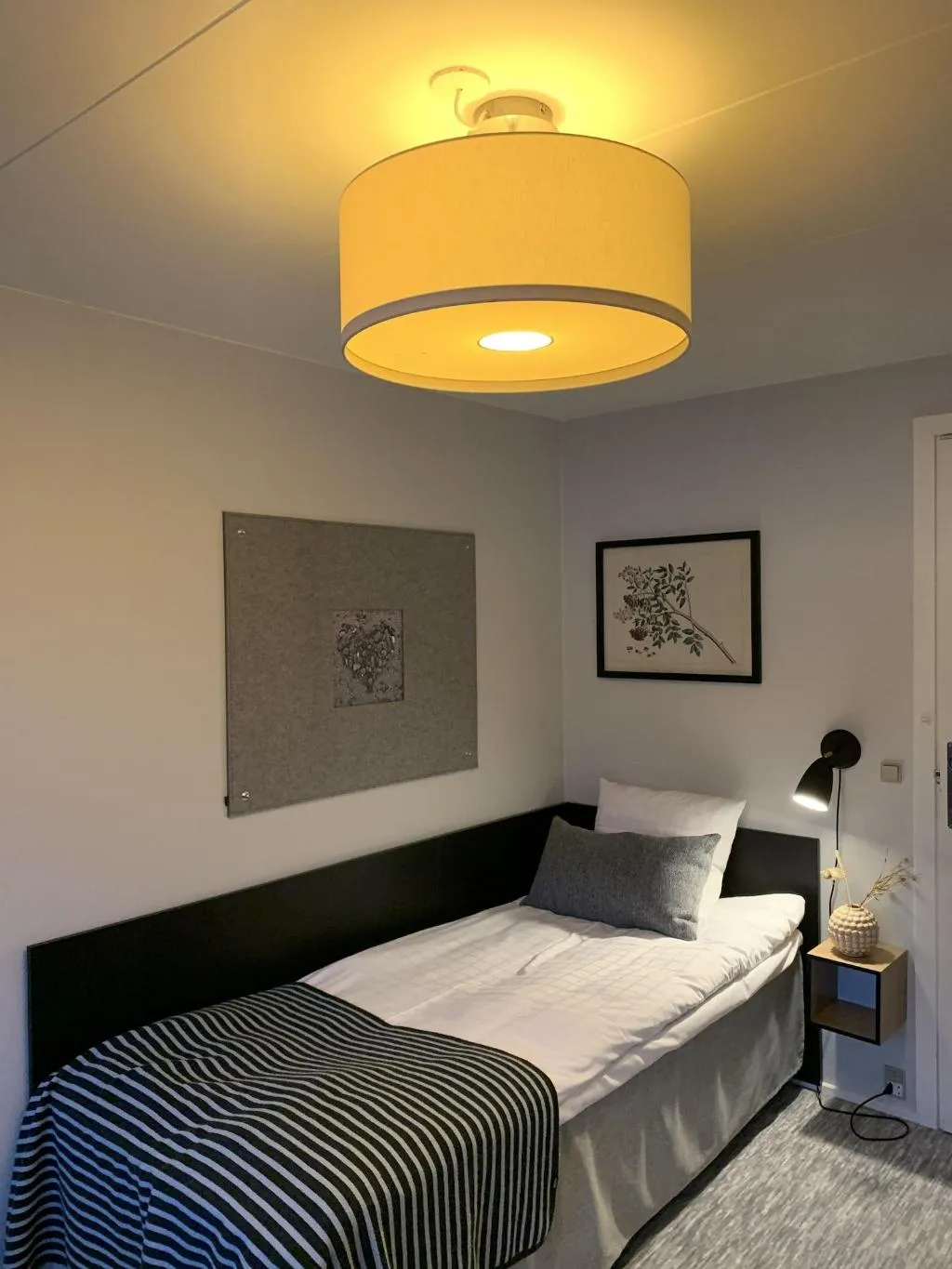 SINGLE STANDARD Room, Rungstedgaard, Copenhagen