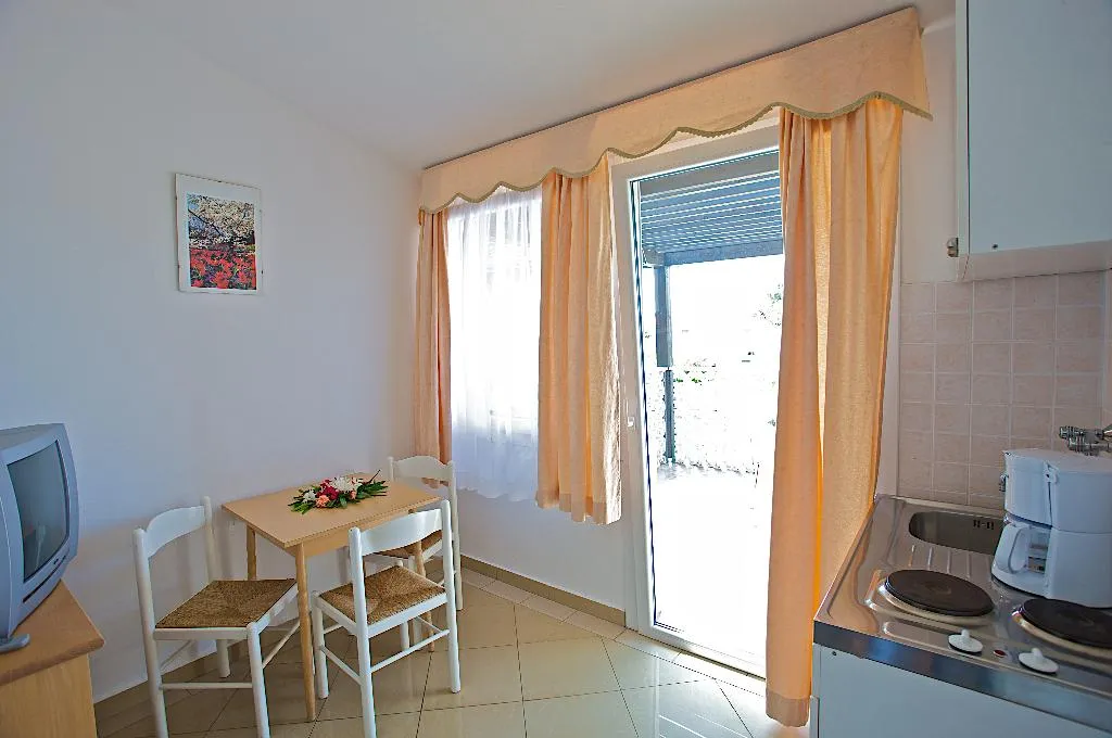APARTMENT ONE BEDROOM Room, Kazela Apartments, Istria