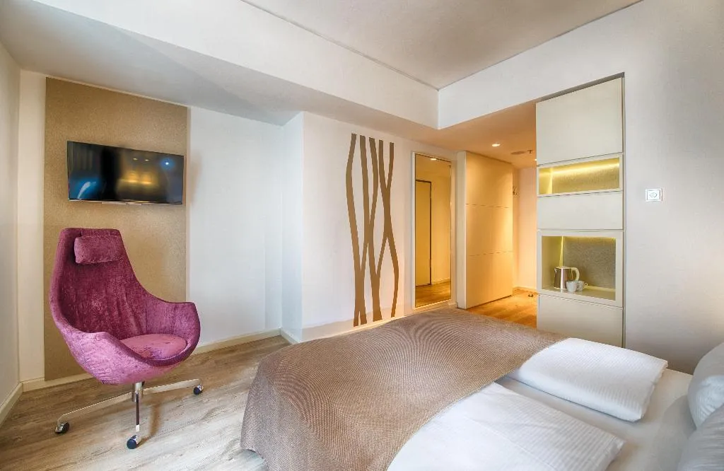 Room, Leonardo Hotel Berlin Mitte, Berlin
