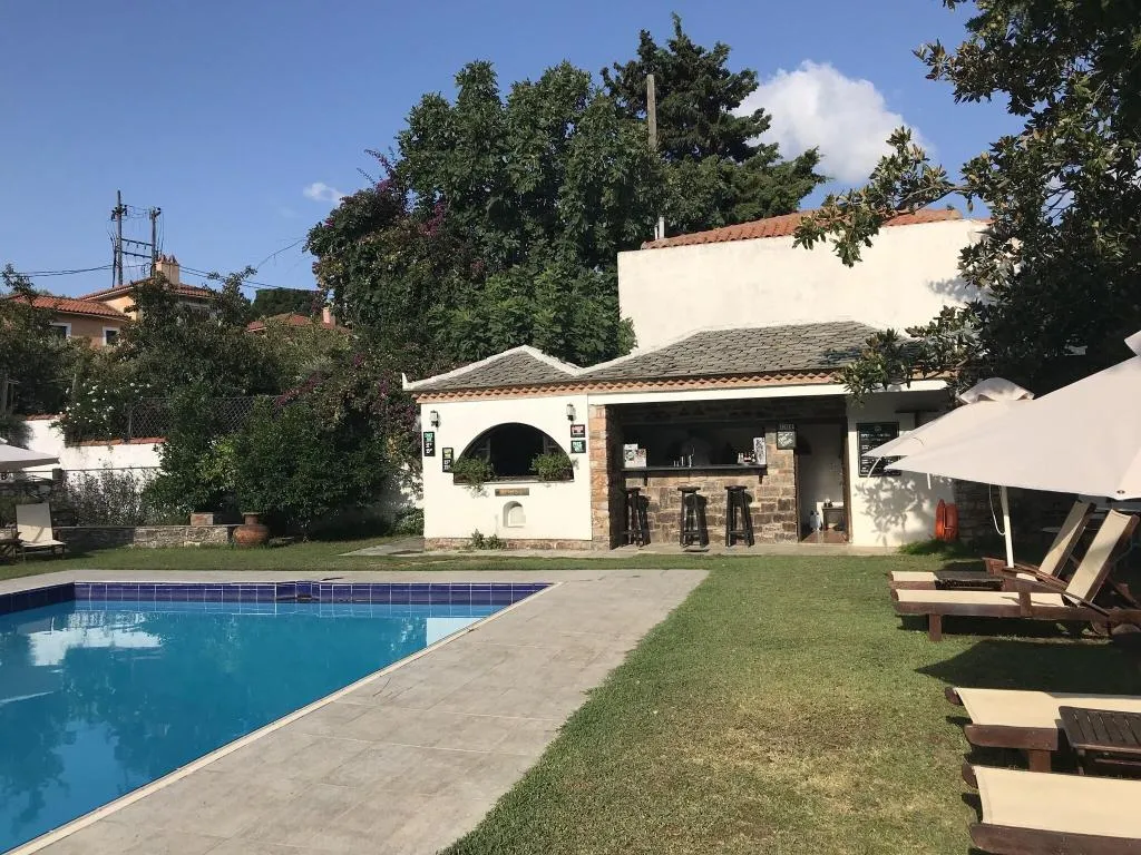 Bar, Prince Stafylos, Skiathos