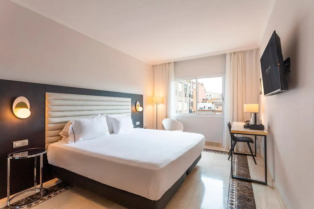 Double or Twin STANDARD Room, Eurostars Cristal Palace, Barcelona