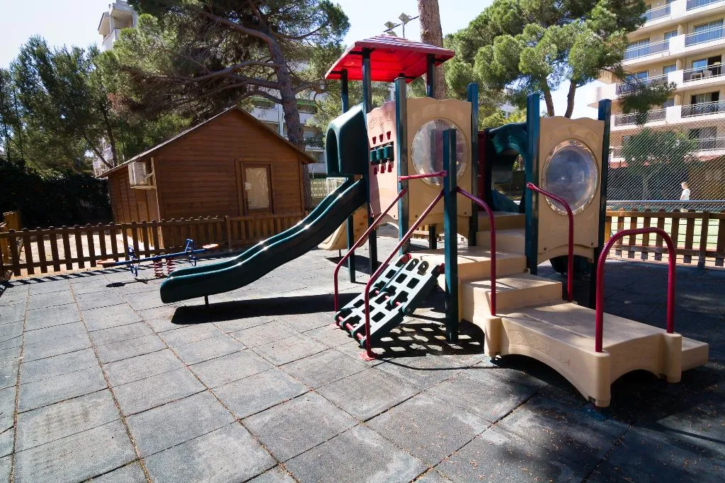 Sports and Entertainment, Golden Port Salou & Spa, Costa Dorada