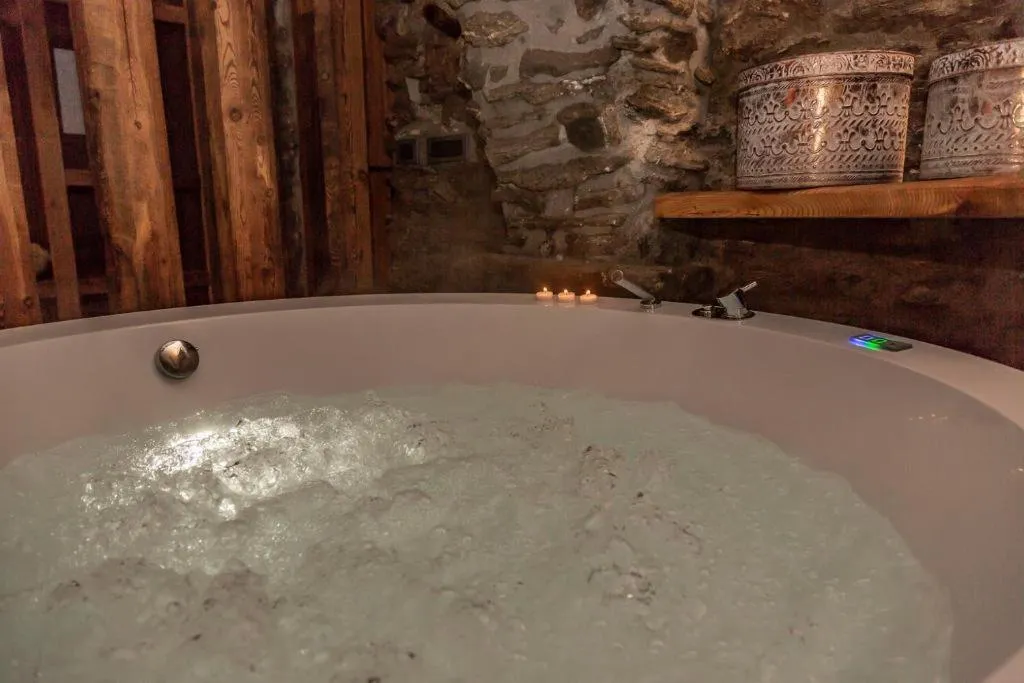 SUITE WITH JACUZZI Room, Hotel K2, Milan