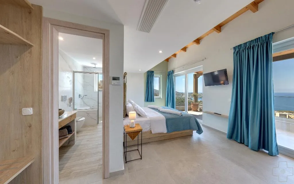 SUITE ONE BEDROOM ONE BATHROOM Room, Spiros-Soula Family Hotel & Thematic Suites, Crete