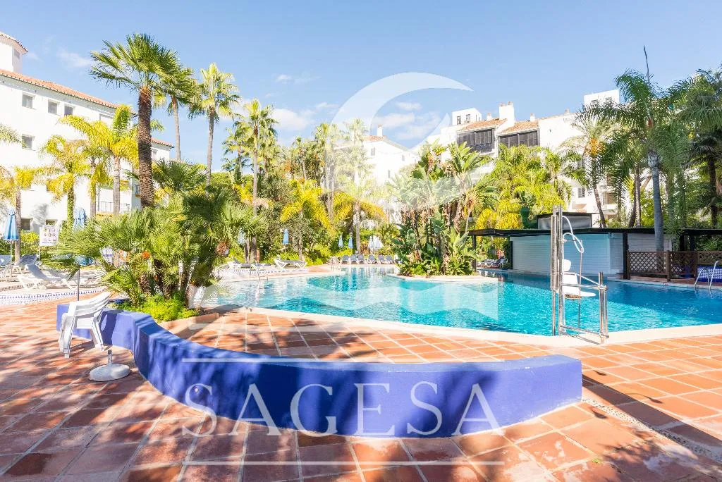 Pool, Jardines de las Golondrinas, Costa Del Sol