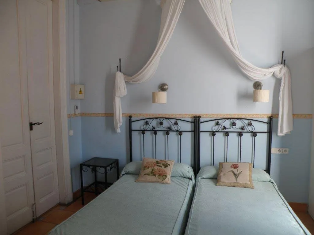 Double or Twin STANDARD Room, Casa Consell Gran Via, Guest House, Barcelona