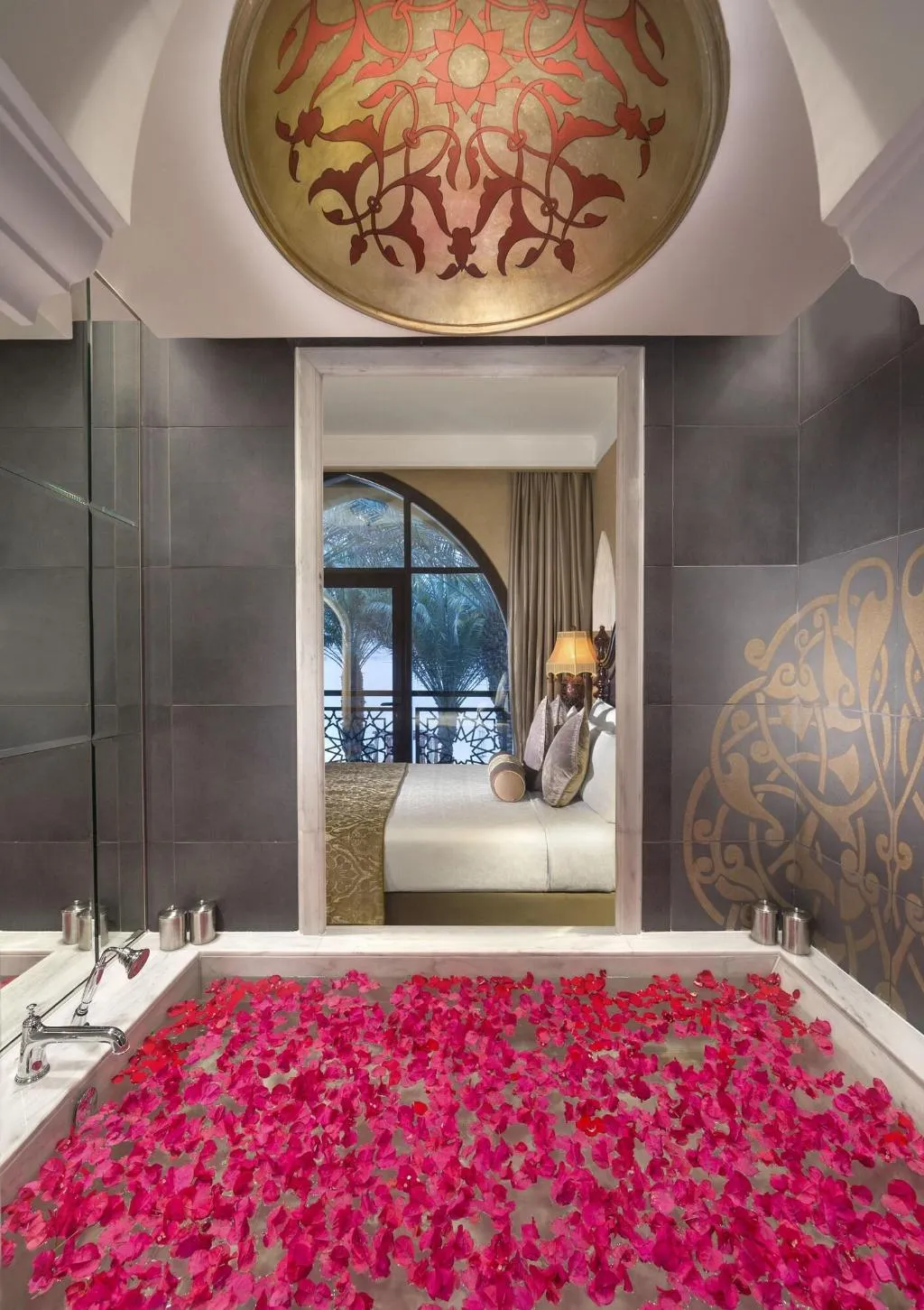 Room, Jumeirah Zabeel Saray Dubai, Dubai