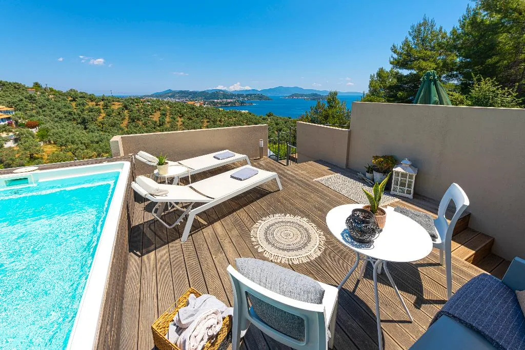 SUITE WITH PRIVATE POOL Room, Skiathos Gea Villas, Skiathos
