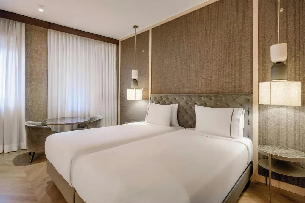 DOUBLE CITY VIEW KING BED Room, AC Milano, Milan