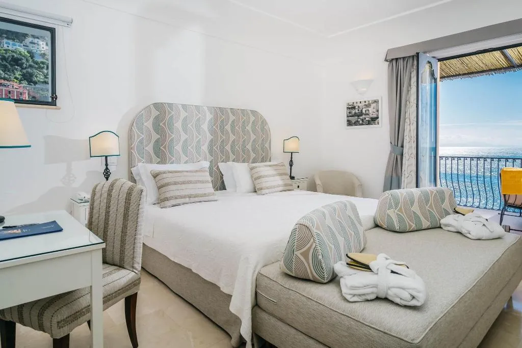JUNIOR SUITE SEA VIEW WITH BALCONY Room, Miramare, Naples