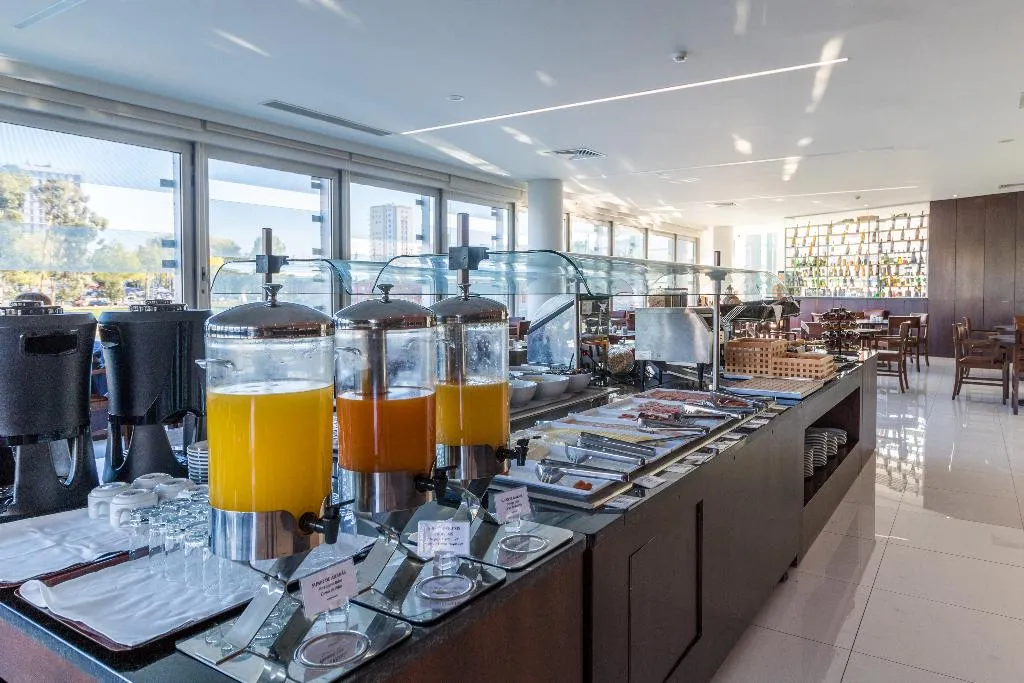 Restaurant, Melia Ria, Algarve