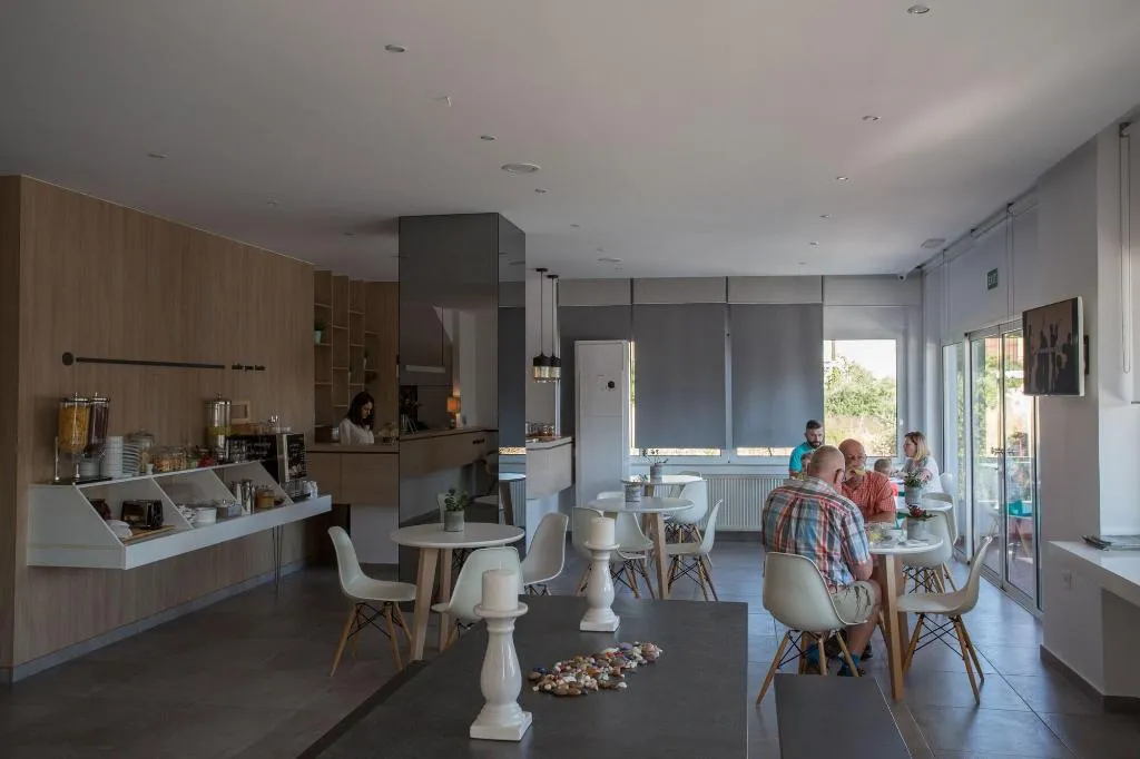 Room, Theofilos City Hotel, Crete