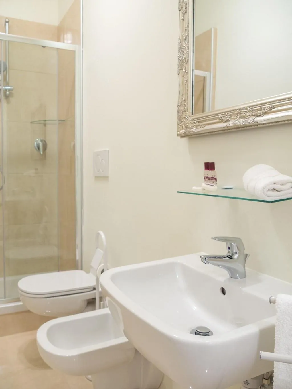 Room, Grand Canal Suites, Venice