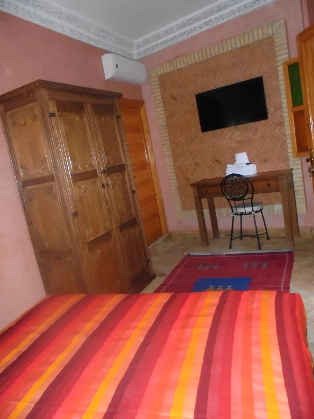 DOUBLE QUEEN SIZE BED Room, Riad Villa Sidi Baba, Marrakech