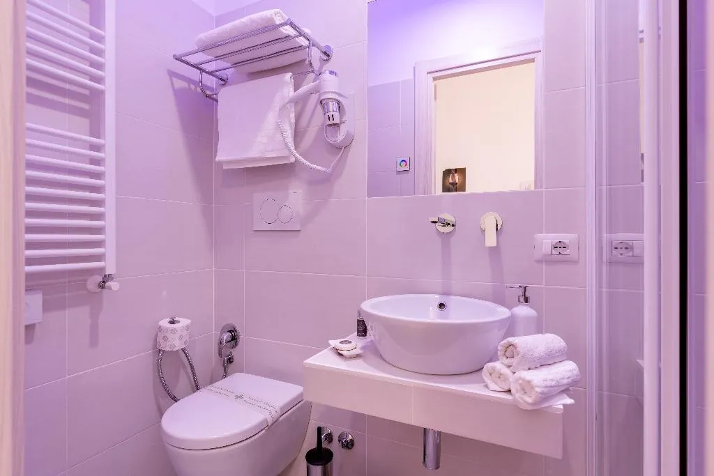 SINGLE STANDARD Room, Dolce Luxury Rooms, Rome