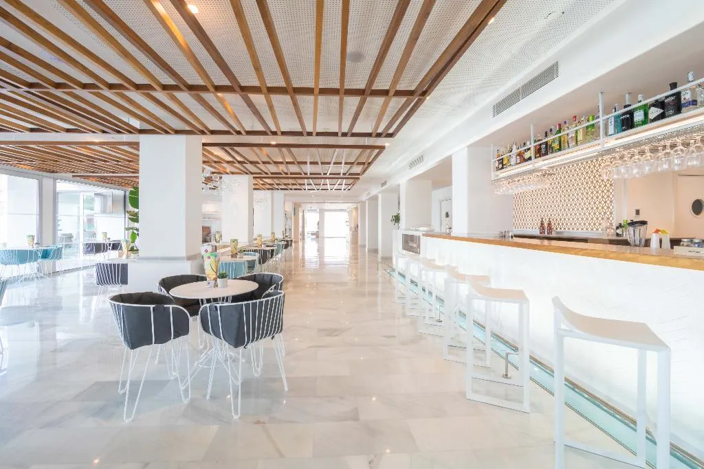 Bar, JS Yate, Majorca