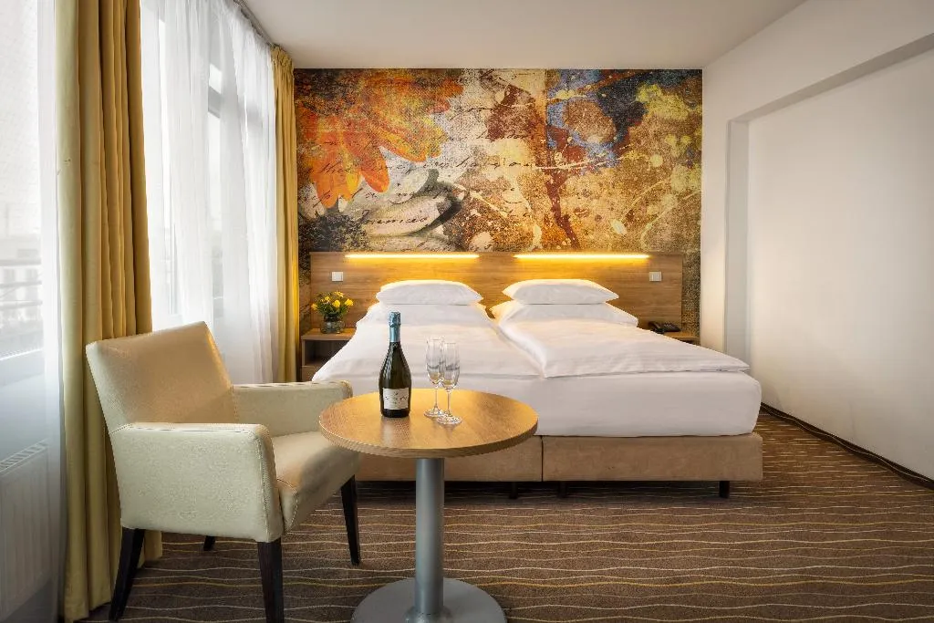 Double or Twin STANDARD Room, Akcent hotel, Prague