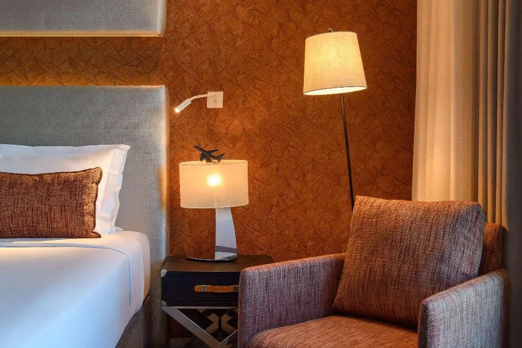 DOUBLE DELUXE PREMIUM Room, Melia Lisboa Aeroporto, Lisbon