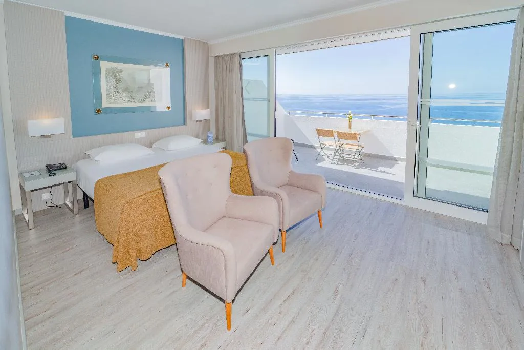 Double or Twin SEA VIEW WITH BALCONY Room, Orca Praia, Madeira