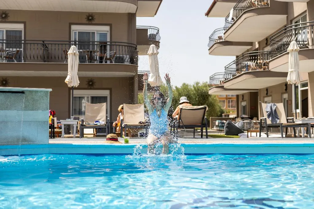Pool, Royal Hotel and Suites, Halkidiki