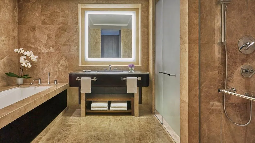 DOUBLE DELUXE KING BED Room, Four Seasons Hotel Casablanca, Casablanca