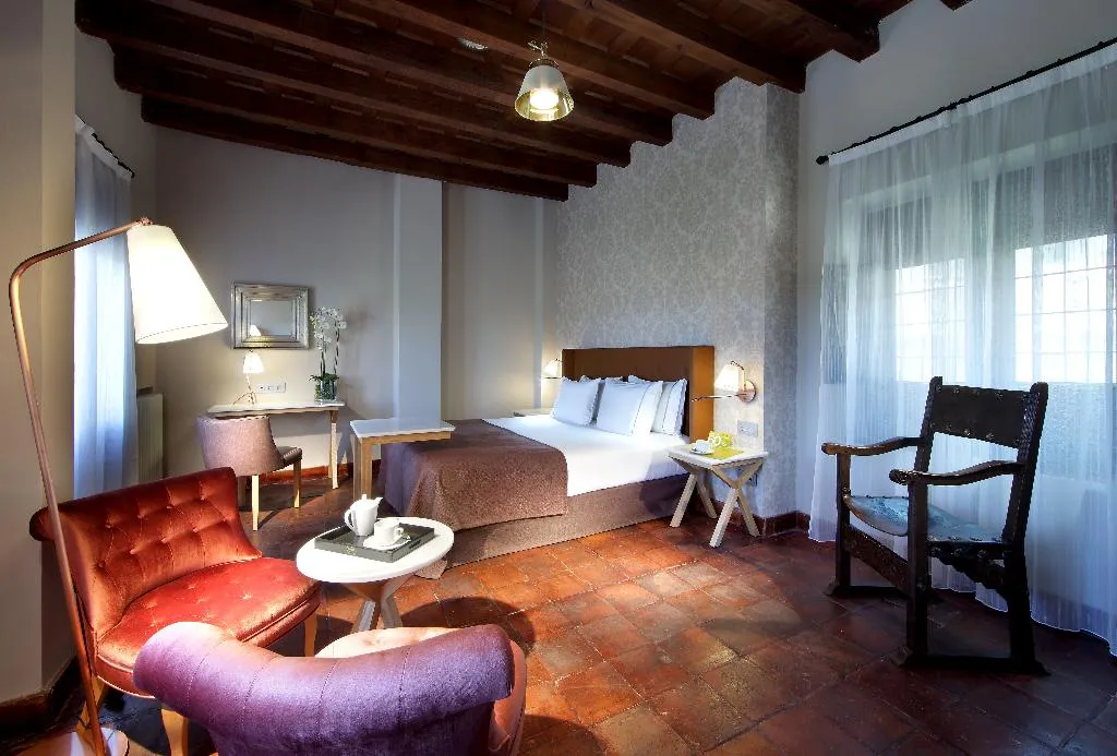 TRIPLE STANDARD Room, Dorma Casa de los Linajes, Madrid
