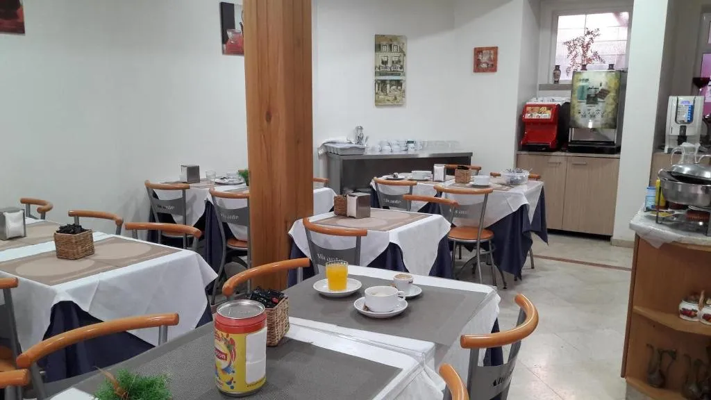 Restaurant, Alicante, Lisbon