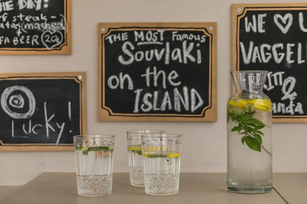 Bar, Grand View Hotel, Santorini