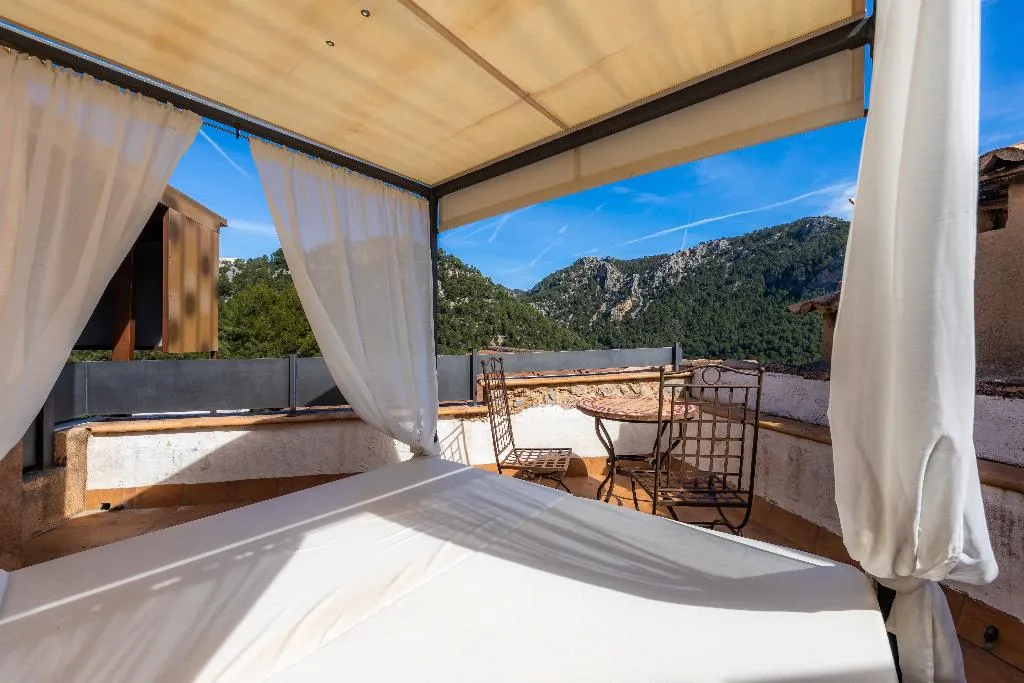 Double or Twin SUPERIOR Room, Finca Albellons, Majorca