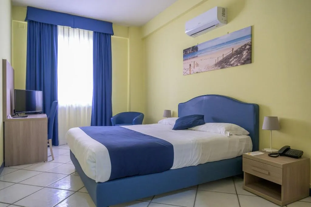 DOUBLE TWO BEDS Room, Hotel Polo Nautico, Naples