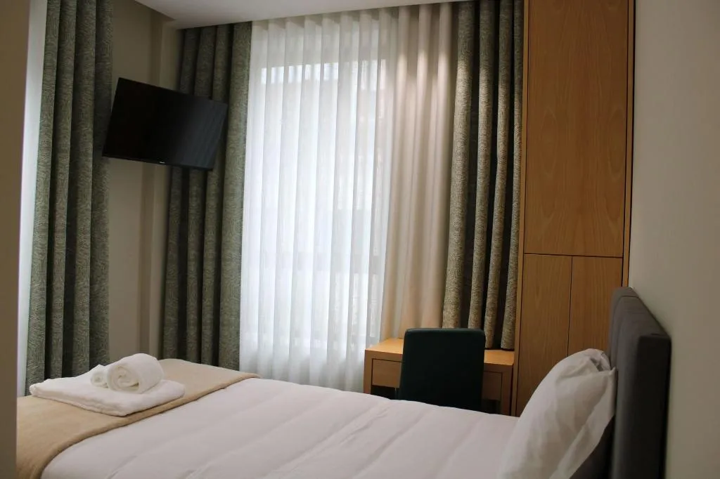 Room, Oporto Station Hostel & Rooms, Porto
