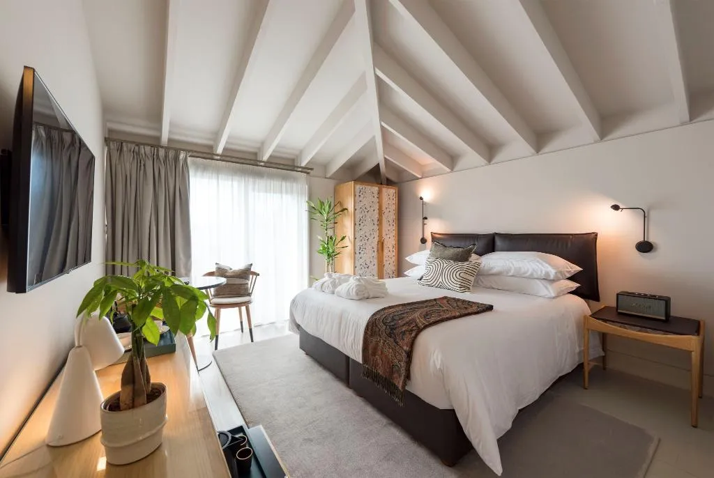 DOUBLE GARDEN VIEW ONE BEDROOM Room, Jardins Do Porto - By Unlock Hotels, Porto