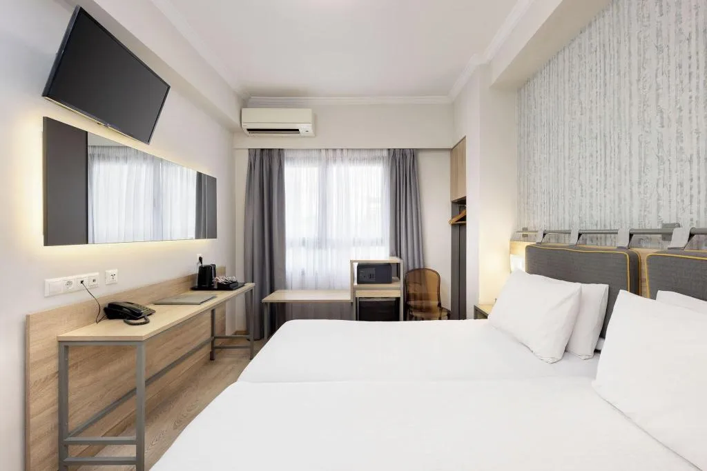 DOUBLE STANDARD Room, Pan, Athens
