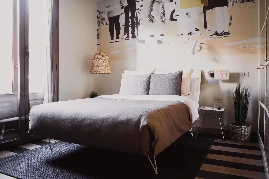 Double or Twin WITH BALCONY Room, room Select Sol, Madrid