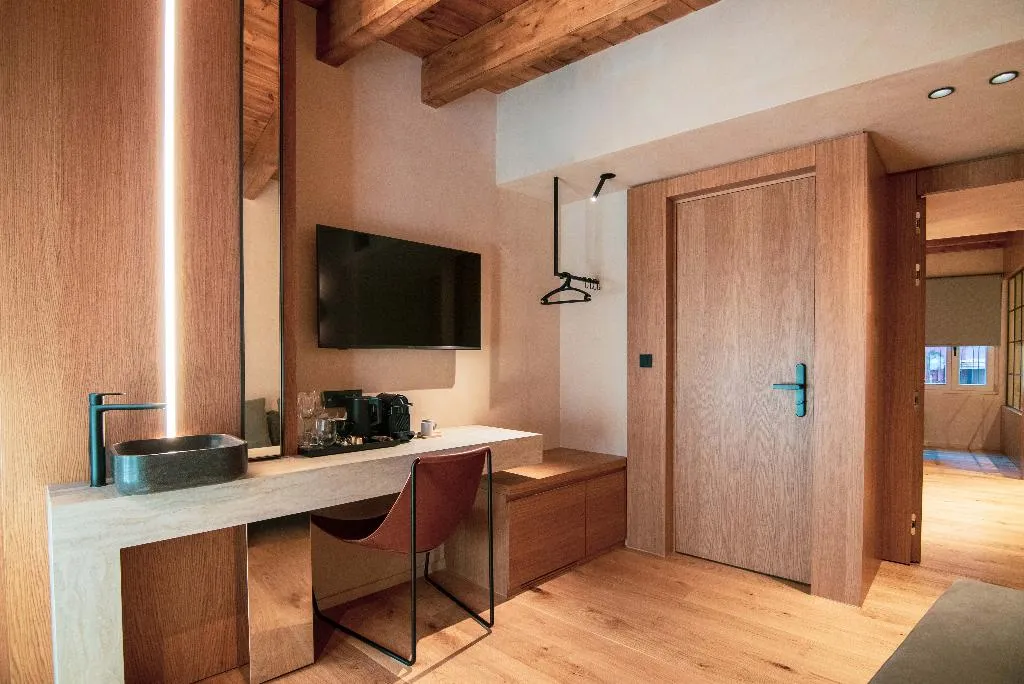 SUITE ONE BEDROOM WITH TERRACE Room, Consolato Boutique, Crete