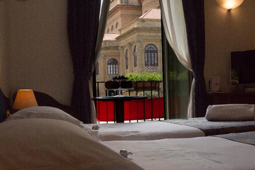 DOUBLE SINGLE USE SUPERIOR Room, Massimo Plaza, Palermo